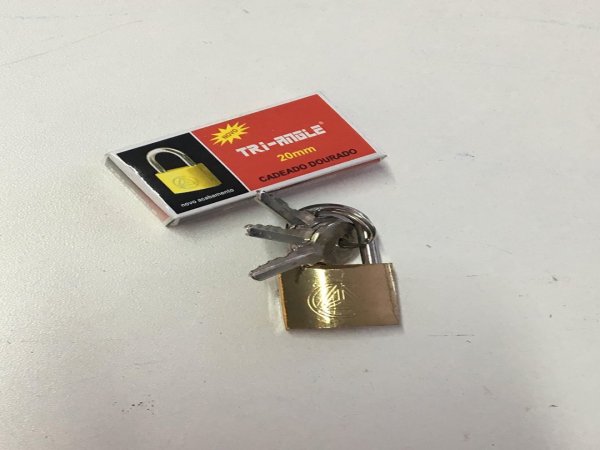 CADEADO TRI-ANGLE DOURADO 20MM