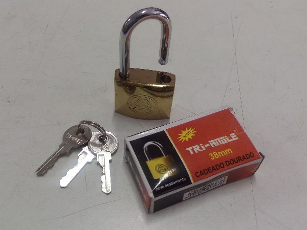 CADEADO TRI-ANGLE DOURADO 38MM