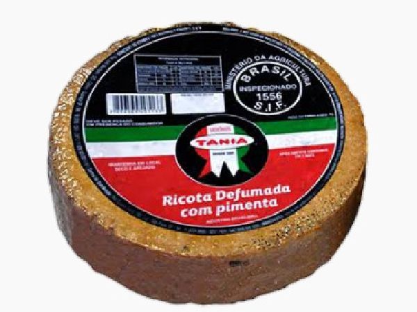 RICOTA DEFUMADA CONDIMENTADA C/ PIMENTA TANIA PEÇA +/- 1,300 VENDA P/ KILO RICOTA DEFUMADA CONDIMENTADA C/ PIMENTA TANIA PEÇA +/- 1,300 VENDA P/ KILO
