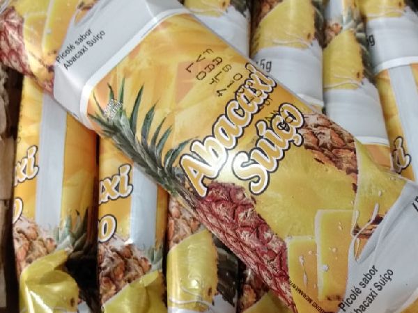 Picolé ao Leite - Abacaxi Suíço Picolé ao Leite - Abacaxi Suíço