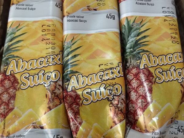 Picolé ao Leite - Abacaxi Suíço Picolé ao Leite - Abacaxi Suíço