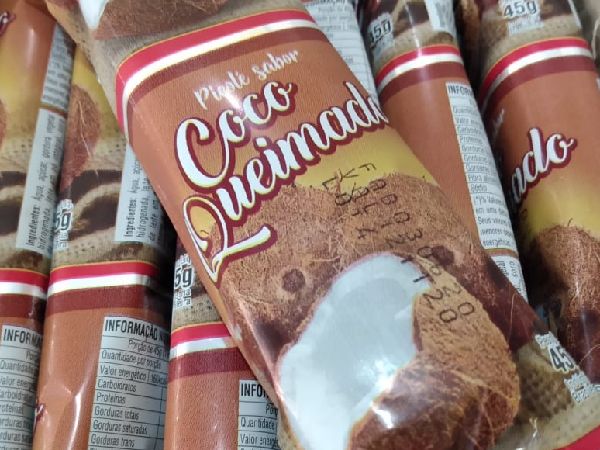 Picolé ao leite - Coco Queimado Picolé ao leite - Coco Queimado